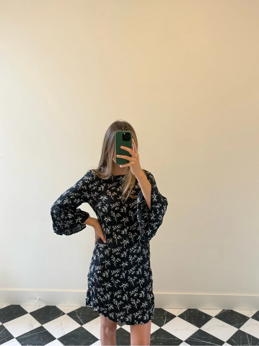 H&M floral Mini black & White dress - Picture 6 of 9